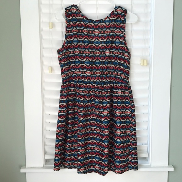 Patterned Dress 👗 - Picture 3 of 3